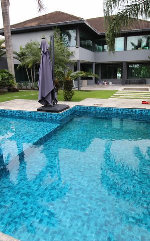 Casa de condomínio para alugar com 460m², 4 quartos e 4 vagasÁrea Externa