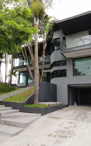 Casa de condomínio para alugar com 460m², 4 quartos e 4 vagasÁrea Externa