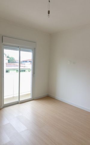 Casa à venda com 190m², 3 quartos e 2 vagas Casa à venda com 190m², 3 quartos e 2 vagasSuíte 3