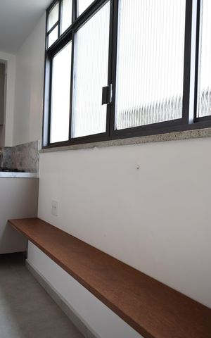 Apartamento para alugar com 150m², 3 quartos e 1 vagaÁrea de Serviço