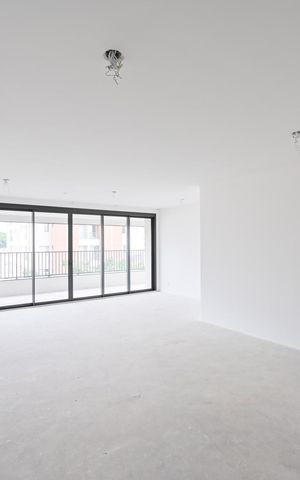 Apartamento à venda com 179m², 3 quartos e 2 vagas Apartamento à venda com 179m², 3 quartos e 2 vagasSala