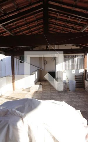 Casa para alugar com 370m², 8 quartos e 3 vagas Casa para alugar com 370m², 8 quartos e 3 vagasCasa 2