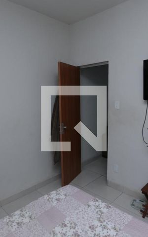 Casa para alugar com 370m², 8 quartos e 3 vagas