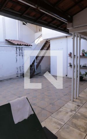 Casa para alugar com 370m², 8 quartos e 3 vagas Casa para alugar com 370m², 8 quartos e 3 vagasCasa 3