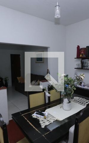 Casa para alugar com 370m², 8 quartos e 3 vagas Casa para alugar com 370m², 8 quartos e 3 vagasCasa 3