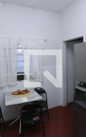 Casa para alugar com 370m², 8 quartos e 3 vagas Casa para alugar com 370m², 8 quartos e 3 vagasCasa 3