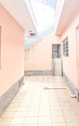 Casa à venda com 110m², 2 quartos e 1 vaga Casa à venda com 110m², 2 quartos e 1 vagaQuintal