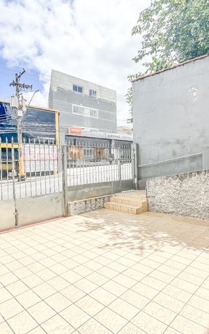Casa à venda com 110m², 2 quartos e 1 vaga Casa à venda com 110m², 2 quartos e 1 vagaGaragem