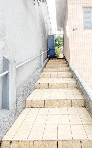 Casa à venda com 110m², 2 quartos e 1 vaga Casa à venda com 110m², 2 quartos e 1 vagaQuintal