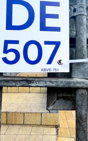 Casa à venda com 110m², 2 quartos e 1 vaga Casa à venda com 110m², 2 quartos e 1 vagaPlaquinha