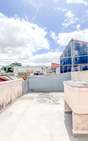 Casa à venda com 110m², 2 quartos e 1 vaga Casa à venda com 110m², 2 quartos e 1 vagaRooftop