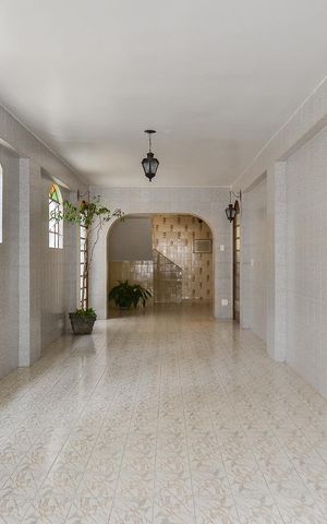 Apartamento à venda com 150m², 4 quartos e 4 vagas Apartamento à venda com 150m², 4 quartos e 4 vagasÁrea comum
