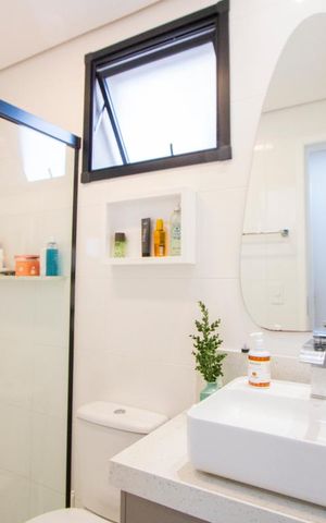 Apartamento à venda com 90m², 3 quartos e 2 vagas Apartamento à venda com 90m², 3 quartos e 2 vagasBanheiro do quarto 1
