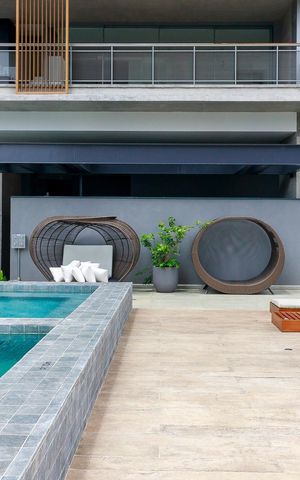 Apartamento à venda com 167m², 3 quartos e 3 vagas Apartamento à venda com 167m², 3 quartos e 3 vagasPiscina