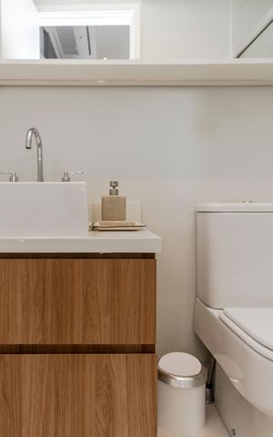 Apartamento à venda com 167m², 3 quartos e 3 vagas Apartamento à venda com 167m², 3 quartos e 3 vagasBanheiro da Suíte 2