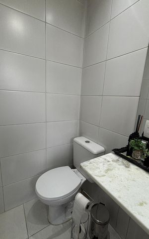 Apartamento à venda com 80m², 3 quartos e 2 vagasBanheiro