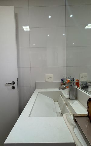 Apartamento à venda com 80m², 3 quartos e 2 vagasBanheiro da Suíte