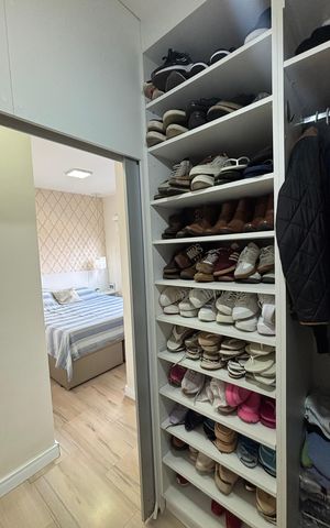 Apartamento à venda com 80m², 3 quartos e 2 vagasCloset da Suíte