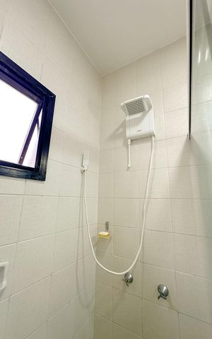 Casa de condomínio para alugar com 112m², 3 quartos e 2 vagasBanheiro da Suíte