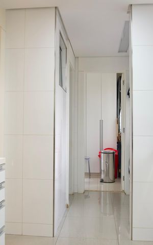 Apartamento à venda com 318m², 3 quartos e 3 vagas Apartamento à venda com 318m², 3 quartos e 3 vagasCozinha