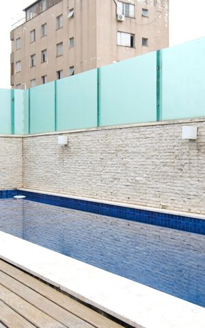 Apartamento à venda com 318m², 3 quartos e 3 vagas Apartamento à venda com 318m², 3 quartos e 3 vagasÁrea Privada - Piscina