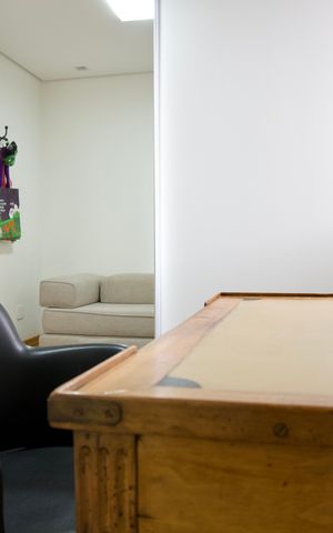 Apartamento à venda com 318m², 3 quartos e 3 vagas Apartamento à venda com 318m², 3 quartos e 3 vagasQuarto 1