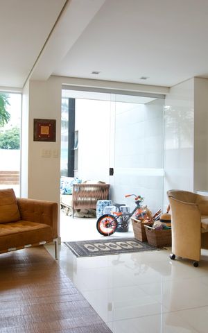 Apartamento à venda com 318m², 3 quartos e 3 vagas Apartamento à venda com 318m², 3 quartos e 3 vagasSala