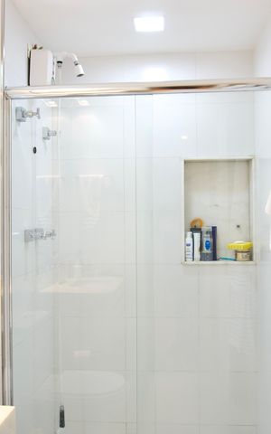 Apartamento à venda com 318m², 3 quartos e 3 vagas Apartamento à venda com 318m², 3 quartos e 3 vagasBanheiro da Suíte