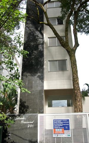 Apartamento à venda com 318m², 3 quartos e 3 vagas Apartamento à venda com 318m², 3 quartos e 3 vagasFachada do Prédio