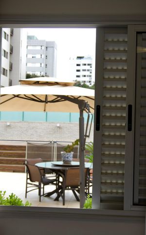 Apartamento à venda com 318m², 3 quartos e 3 vagas Apartamento à venda com 318m², 3 quartos e 3 vagasSuíte (Quarto 3) - Vista da Janela