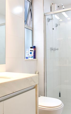 Apartamento à venda com 318m², 3 quartos e 3 vagas Apartamento à venda com 318m², 3 quartos e 3 vagasBanheiro da Suíte