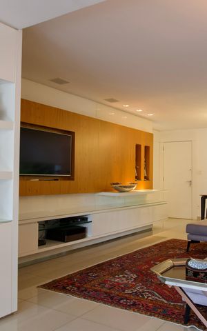 Apartamento à venda com 318m², 3 quartos e 3 vagas Apartamento à venda com 318m², 3 quartos e 3 vagasSala