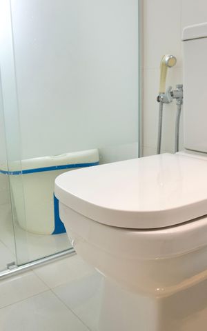 Apartamento à venda com 318m², 3 quartos e 3 vagas Apartamento à venda com 318m², 3 quartos e 3 vagasBanheiro Social