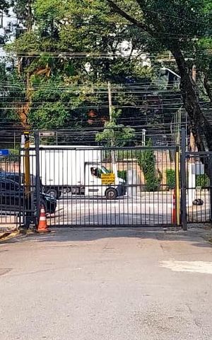 Casa à venda com 202m², 4 quartos e 1 vagaFachada
