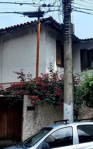 Casa à venda com 202m², 4 quartos e 1 vagaFachada
