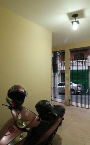 Casa à venda com 200m², 4 quartos e 1 vaga Casa à venda com 200m², 4 quartos e 1 vagaGaragem