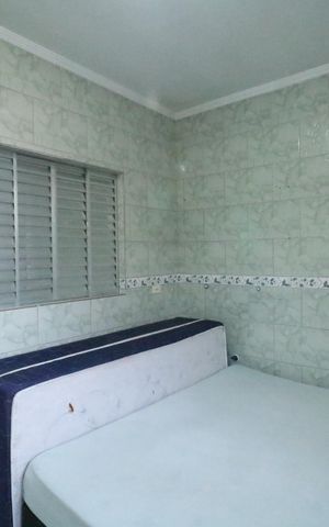 Casa à venda com 200m², 4 quartos e 1 vaga Casa à venda com 200m², 4 quartos e 1 vagaQuarto 1