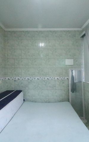 Casa à venda com 200m², 4 quartos e 1 vaga Casa à venda com 200m², 4 quartos e 1 vagaQuarto 1