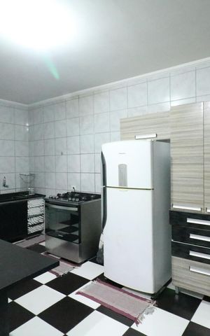 Casa à venda com 200m², 4 quartos e 1 vaga Casa à venda com 200m², 4 quartos e 1 vagaCozinha