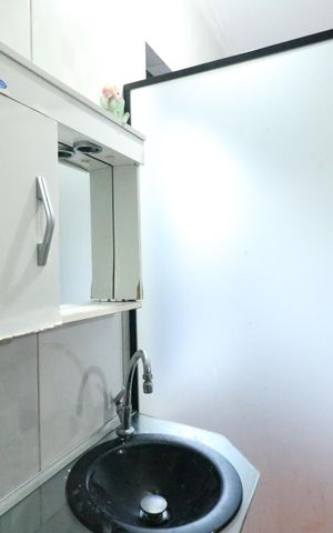 Casa à venda com 200m², 4 quartos e 1 vaga Casa à venda com 200m², 4 quartos e 1 vagaBanheiro da Suite