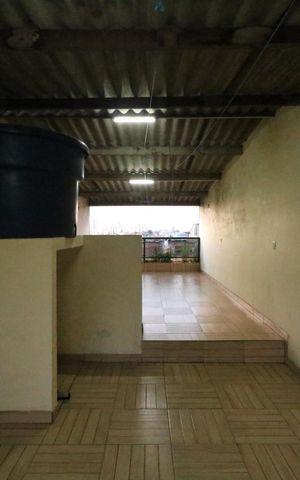 Casa à venda com 200m², 4 quartos e 1 vaga Casa à venda com 200m², 4 quartos e 1 vagaTerraço