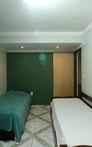 Casa à venda com 200m², 4 quartos e 1 vaga Casa à venda com 200m², 4 quartos e 1 vagaQuarto 3