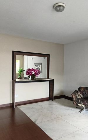 Apartamento à venda com 66m², 3 quartos e 2 vagas Apartamento à venda com 66m², 3 quartos e 2 vagasHall
