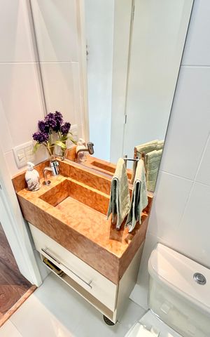 Apartamento à venda com 150m², 4 quartos e 3 vagas Apartamento à venda com 150m², 4 quartos e 3 vagasLavabo