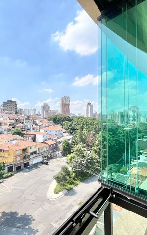 Apartamento à venda com 150m², 4 quartos e 3 vagas Apartamento à venda com 150m², 4 quartos e 3 vagasVaranda da Sala