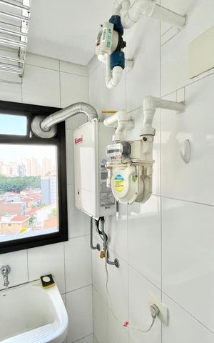 Apartamento à venda com 150m², 4 quartos e 3 vagas Apartamento à venda com 150m², 4 quartos e 3 vagasÁrea de Serviço