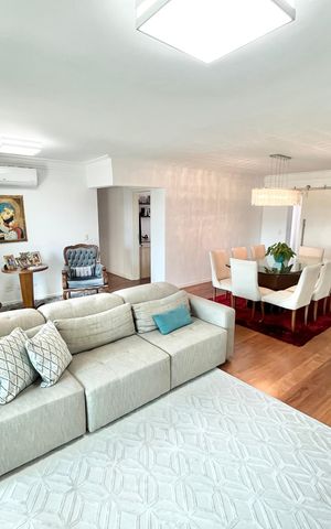 Apartamento à venda com 150m², 4 quartos e 3 vagas Apartamento à venda com 150m², 4 quartos e 3 vagasSala