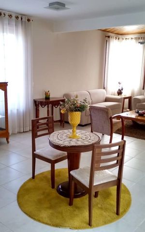 Casa à venda com 838m², 5 quartos e 12 vagas