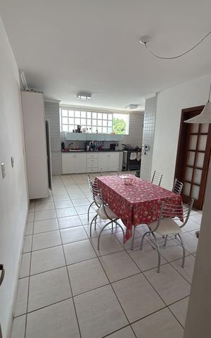 Casa à venda com 838m², 5 quartos e 12 vagas