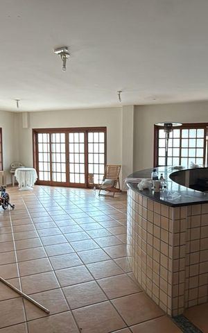 Casa à venda com 838m², 5 quartos e 12 vagas